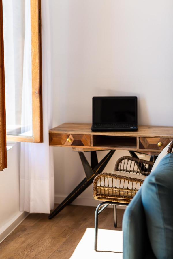 Anne Apartment, At The Venetian Port Of Rethimno! Экстерьер фото